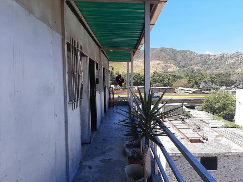 Comercial (Edificio) en Venta en Cementerio, Distrito Metropolitano - 34