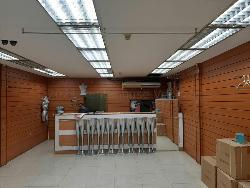 Comercial (Edificio) en Venta en Cementerio, Distrito Metropolitano - 5