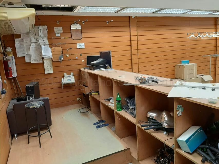 Comercial (Edificio) en Venta en Cementerio, Distrito Metropolitano - 7