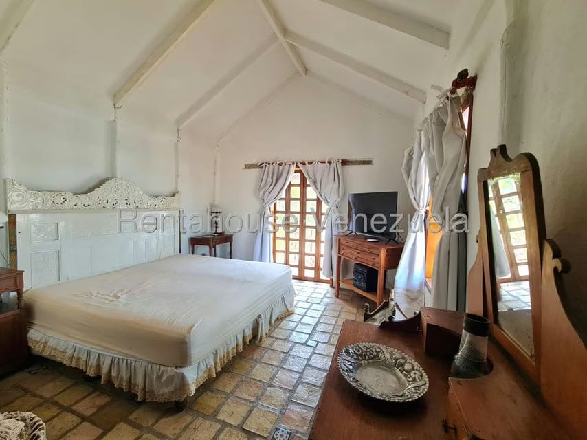 Casa (Colonial) en Venta en Complejo Turistico El Morro, Anzoategui - 18