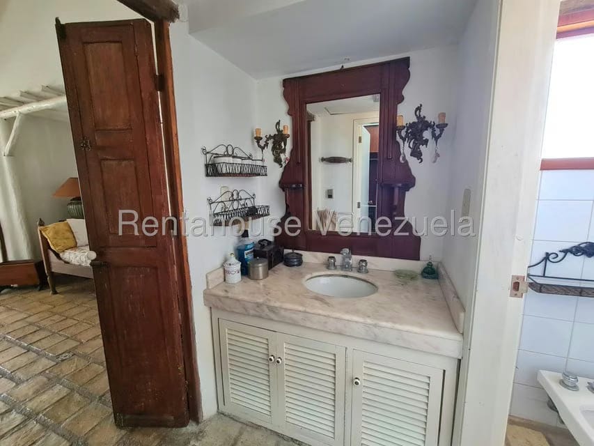 Casa (Colonial) en Venta en Complejo Turistico El Morro, Anzoategui - 22