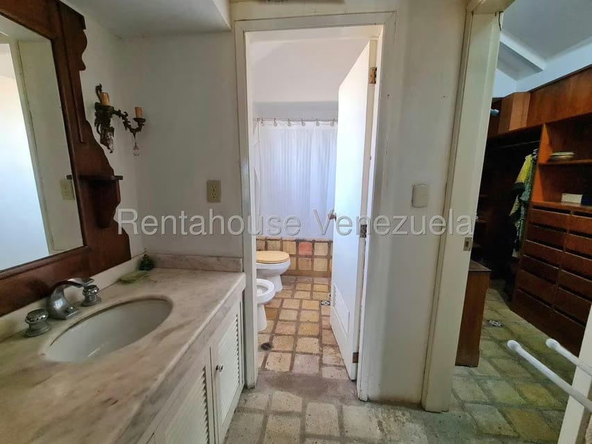 Casa (Colonial) en Venta en Complejo Turistico El Morro, Anzoategui - 23