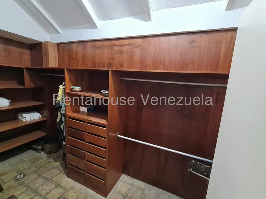 Casa (Colonial) en Venta en Complejo Turistico El Morro, Anzoategui - 25