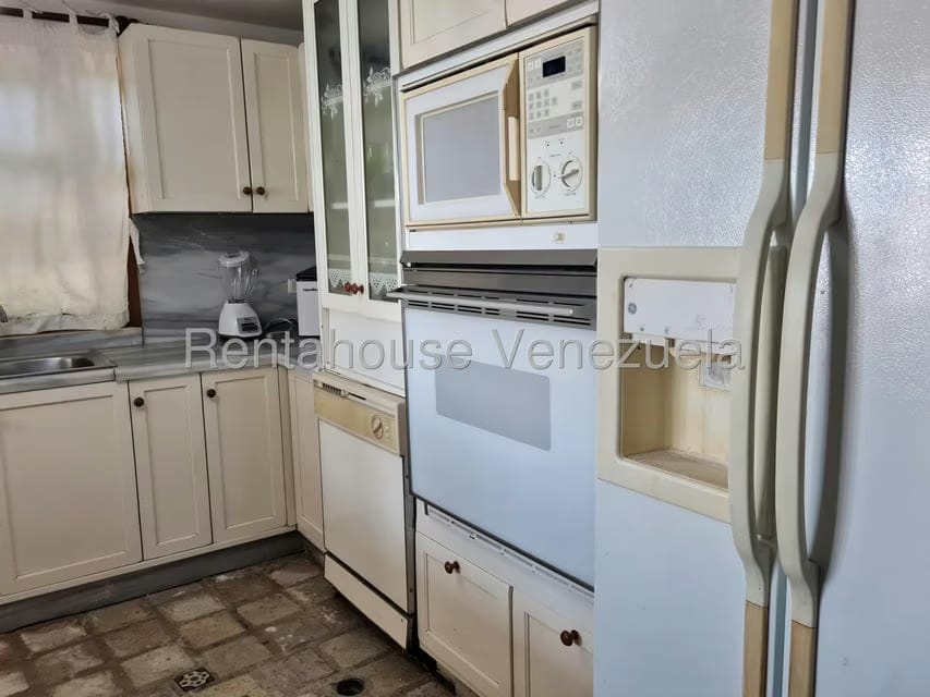 Casa (Colonial) en Venta en Complejo Turistico El Morro, Anzoategui - 31