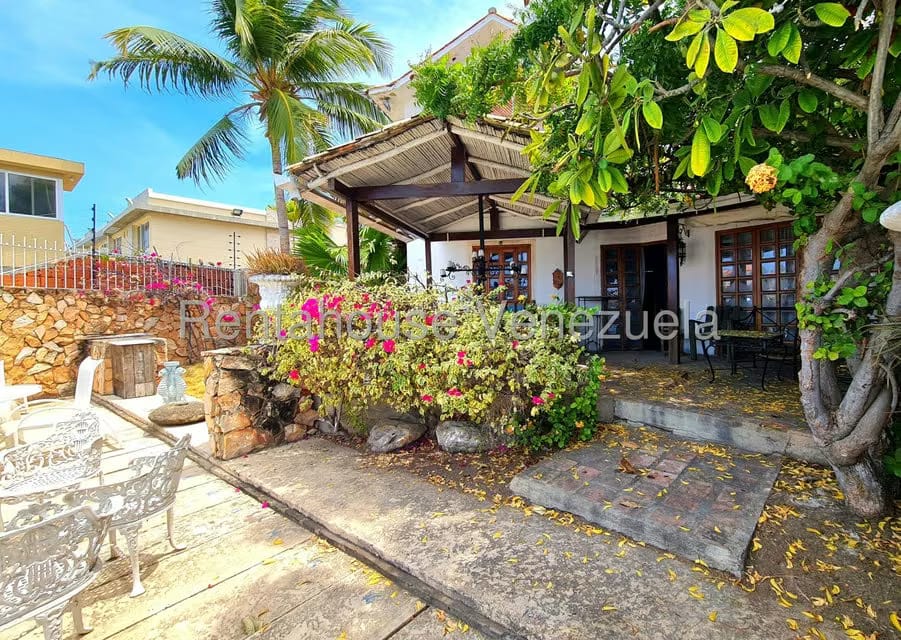 Casa (Colonial) en Venta en Complejo Turistico El Morro, Anzoategui - 36