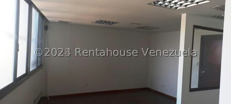 Comercial (Oficina) en Alquiler en Parroquia Catedral, Distrito Metropolitano - 11