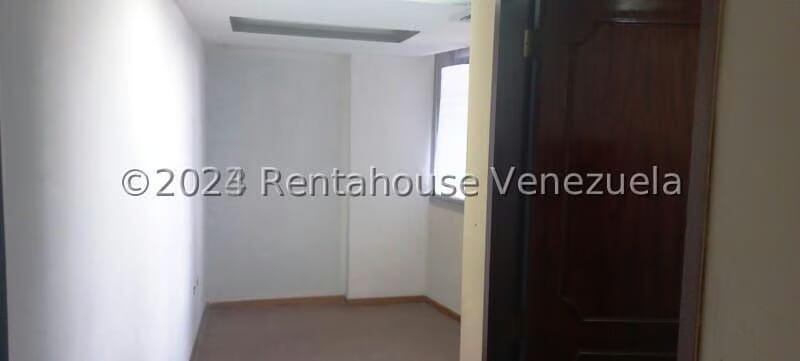 Comercial (Oficina) en Alquiler en Parroquia Catedral, Distrito Metropolitano - 8