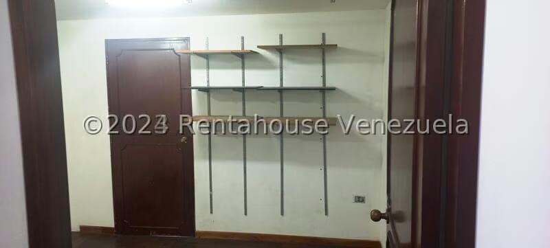 Comercial (Oficina) en Alquiler en Parroquia Catedral, Distrito Metropolitano - 10