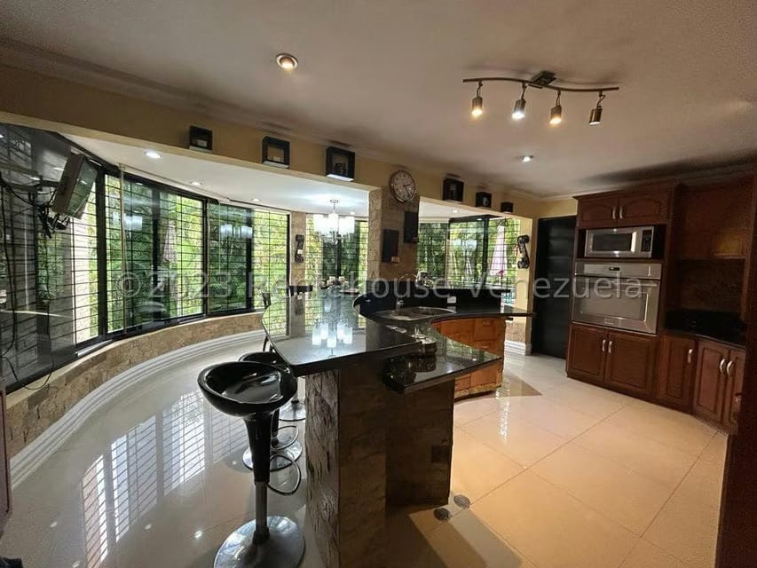 Casa (Multipes Niveles) en Venta en Monte Claro, Distrito Metropolitano - 13
