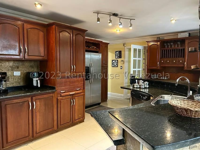 Casa (Multipes Niveles) en Venta en Monte Claro, Distrito Metropolitano - 15