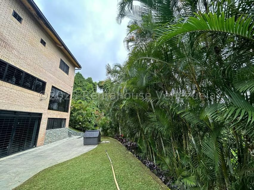 Casa (Multipes Niveles) en Venta en Monte Claro, Distrito Metropolitano - 5