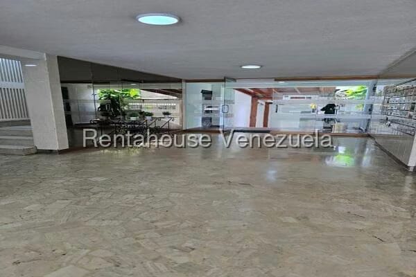 Apartamento (1 Nivel) en Venta en Guaicay, Distrito Metropolitano - 4