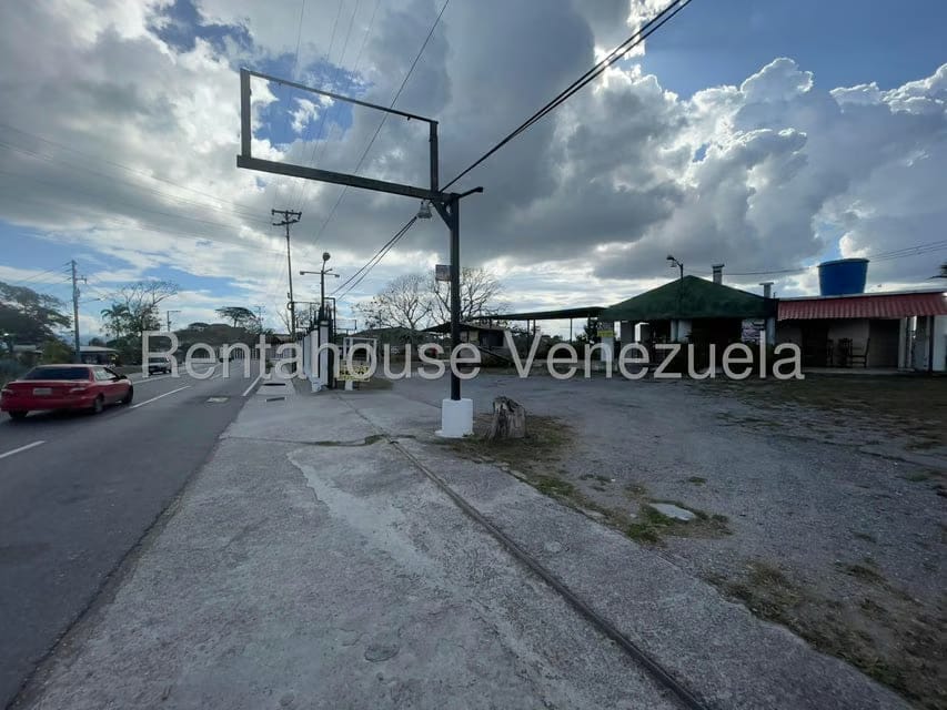 Comercial (Local Comercial) en Venta en El Bucare, Miranda - 2