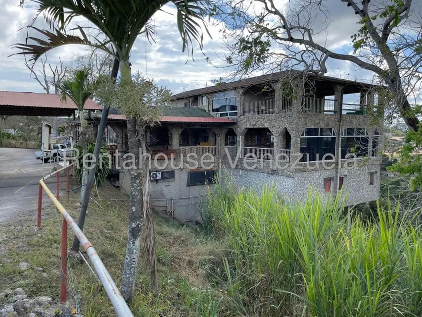 Comercial (Local Comercial) en Venta en El Bucare, Miranda - 11