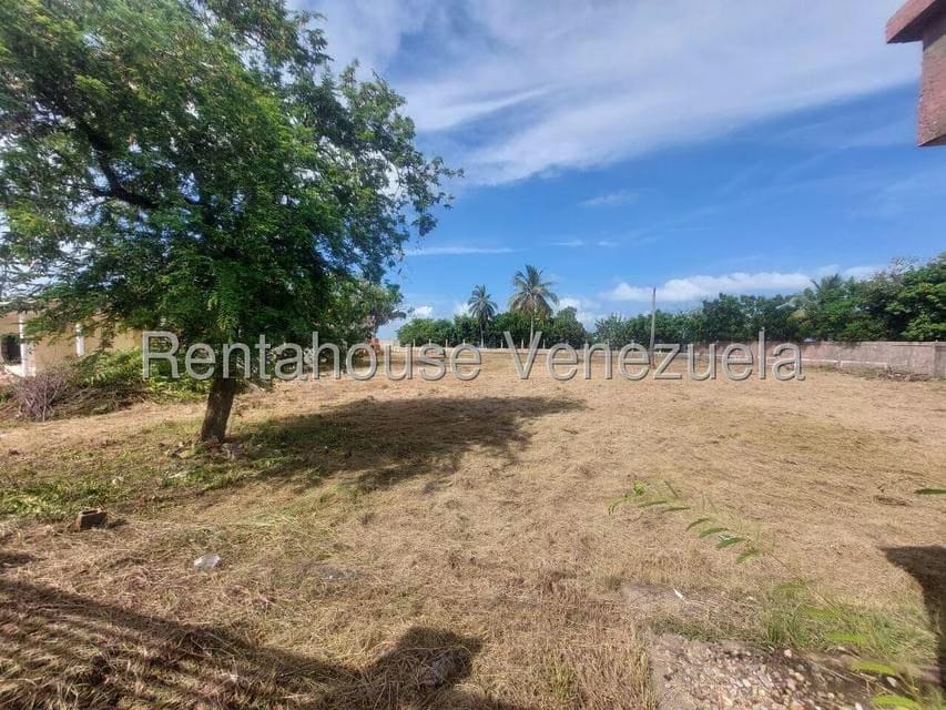 Terreno (Comercial) en Venta en Avenida Intercomunal, Zulia - 2
