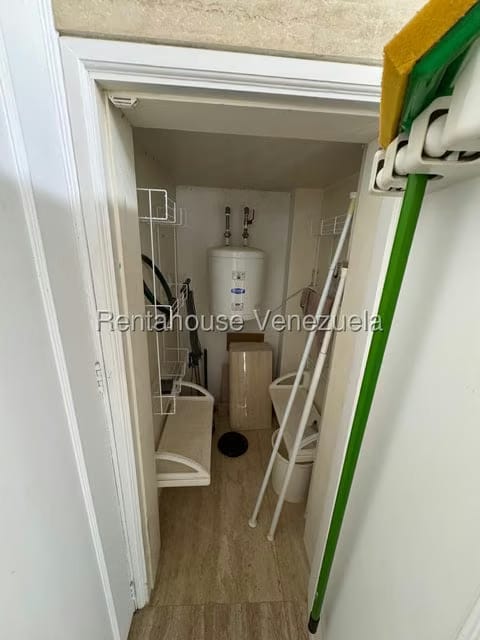 Anexo (1 Nivel) en Alquiler en Oripoto, Distrito Metropolitano - 17