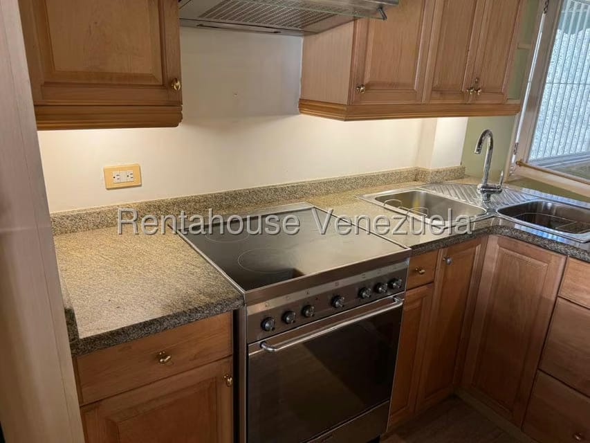 Anexo (1 Nivel) en Alquiler en Oripoto, Distrito Metropolitano - 21