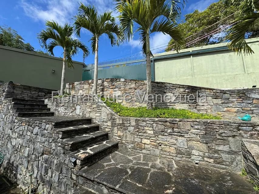 Anexo (1 Nivel) en Alquiler en Oripoto, Distrito Metropolitano - 23