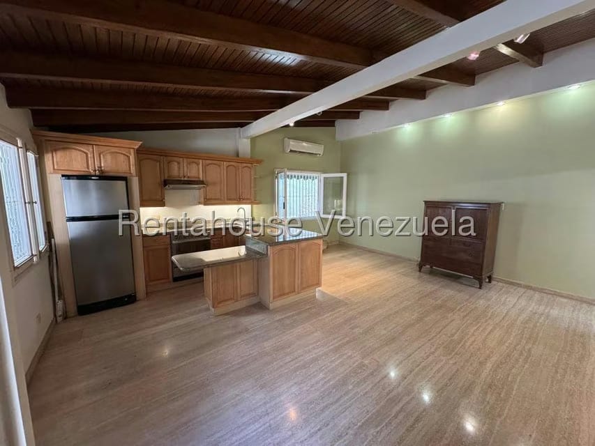 Anexo (1 Nivel) en Alquiler en Oripoto, Distrito Metropolitano - 10