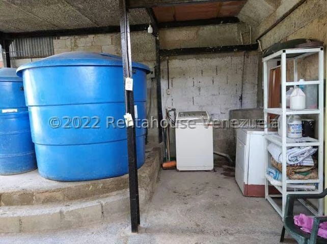 Comercial (Galpon - Deposito) en Venta en Centro, Carabobo - 4