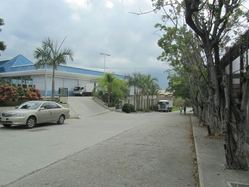 Terreno (Industrial) en Venta en El Marques, Miranda - 10