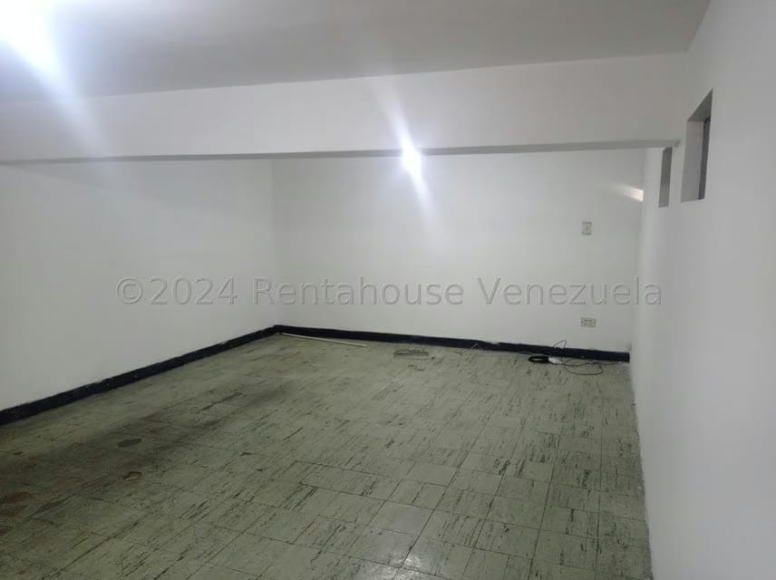 Comercial (Local Comercial) en Alquiler en Centro, Lara - 12