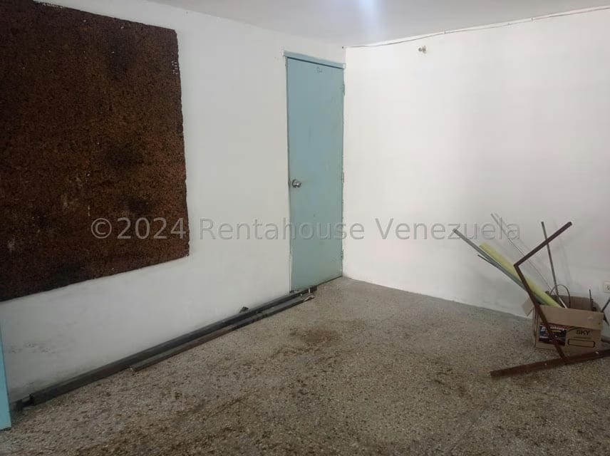 Comercial (Local Comercial) en Alquiler en Centro, Lara - 29