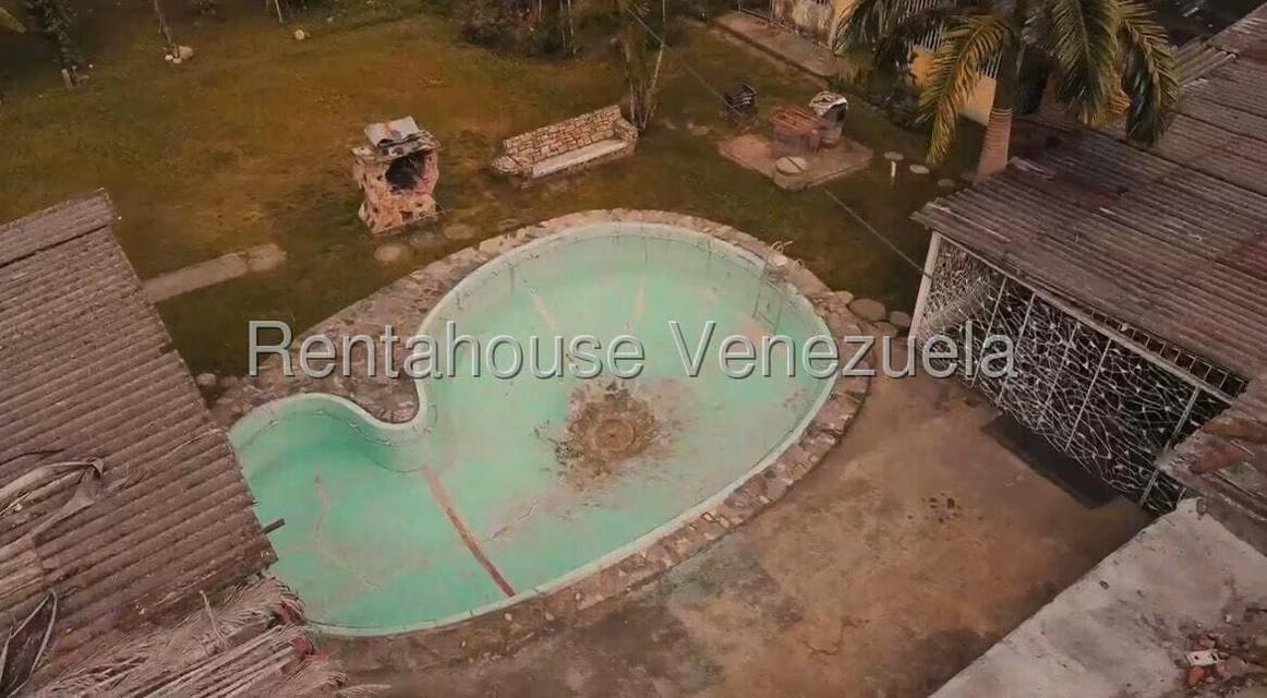 Casa (1 Nivel) en Venta en Las Acacias, Trujillo - 6