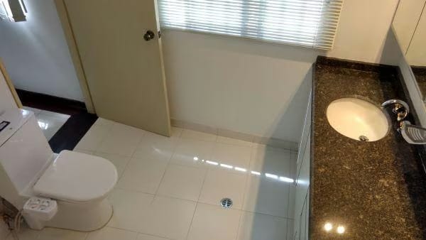 Apartamento (1 Nivel) en Alquiler en Las Mercedes, Distrito Metropolitano - 23