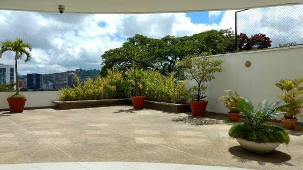 Apartamento (1 Nivel) en Alquiler en Las Mercedes, Distrito Metropolitano - 4