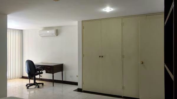 Apartamento (1 Nivel) en Alquiler en Las Mercedes, Distrito Metropolitano - 33