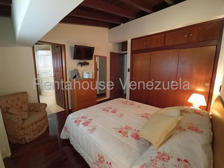 Casa (Duplex) en Venta en Alto Prado, Distrito Metropolitano - 24