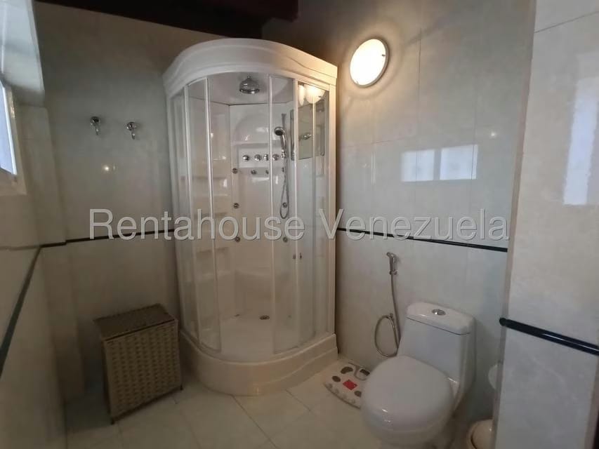 Casa (Duplex) en Venta en Alto Prado, Distrito Metropolitano - 27
