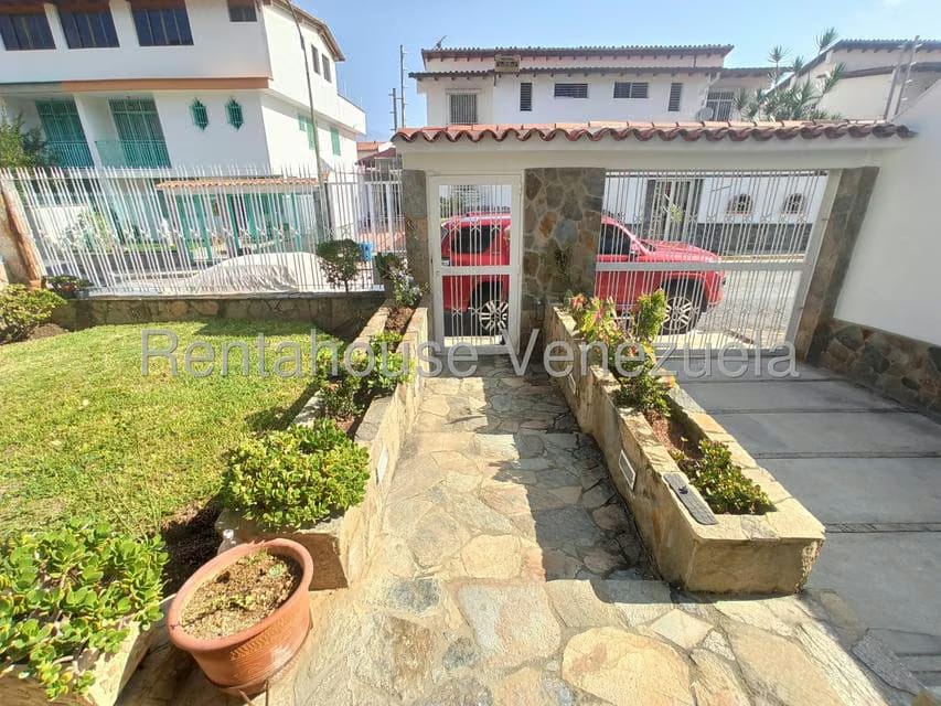 Casa (Duplex) en Venta en Alto Prado, Distrito Metropolitano - 4