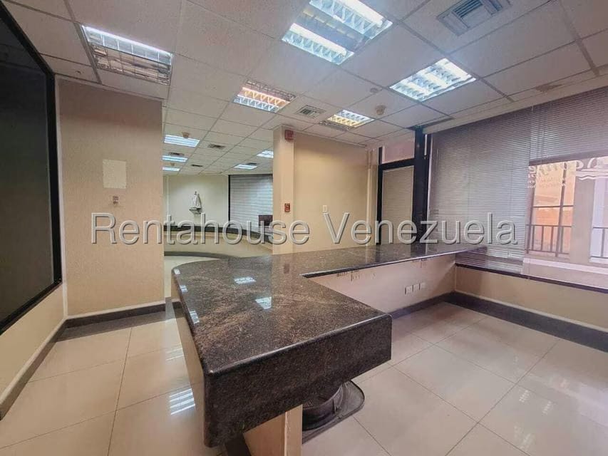 Comercial (Local Comercial) en Alquiler en Nueva Barcelona, Anzoategui - 14