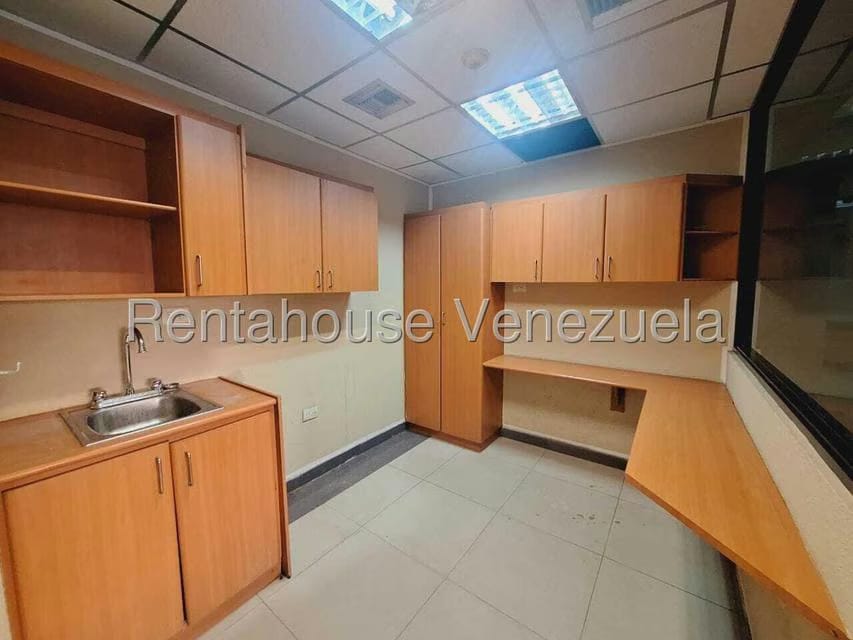 Comercial (Local Comercial) en Alquiler en Nueva Barcelona, Anzoategui - 21
