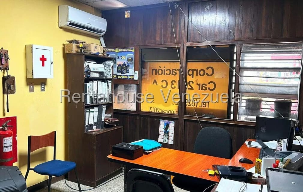 Negocios y Empresas (Automotores) en Venta en Ave Intercomunal, Lara - 8
