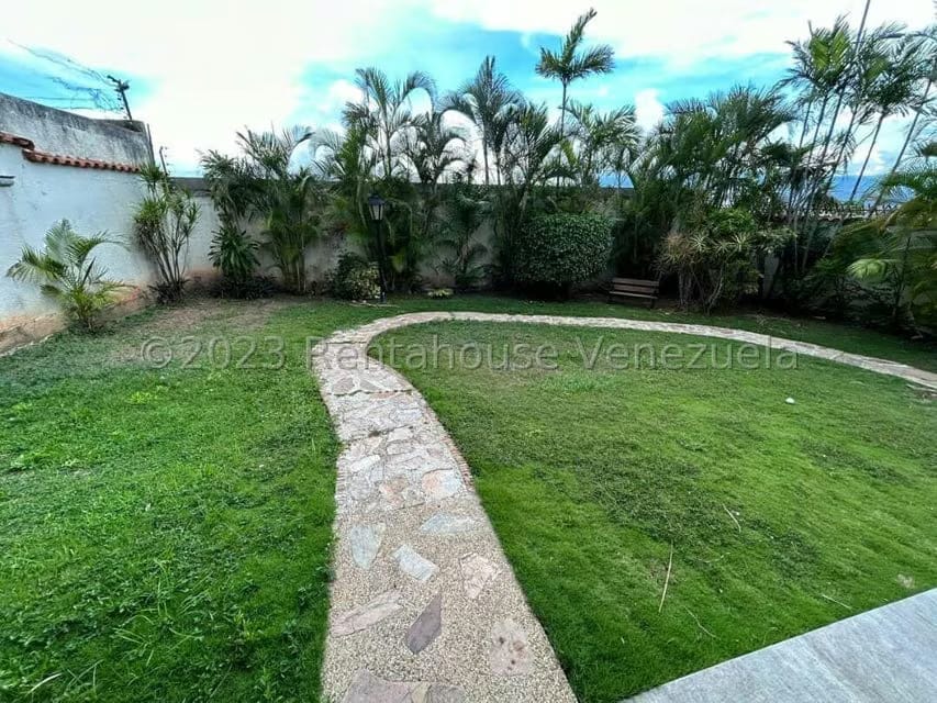 Casa (Multipes Niveles) en Venta en Monte Real, Lara - 26