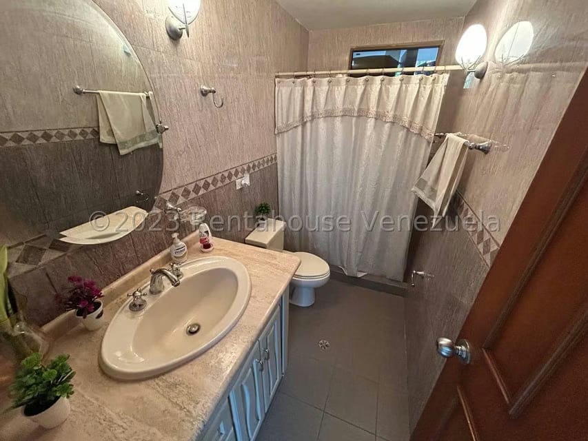 Casa (Multipes Niveles) en Venta en Monte Real, Lara - 47