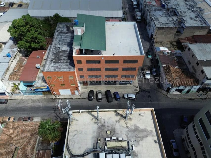 Comercial (Edificio) en Venta en Centro, Lara - 32