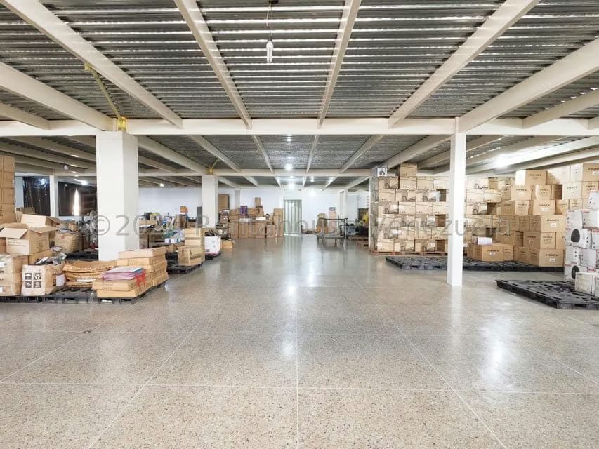 Comercial (Edificio) en Venta en Centro, Lara - 6