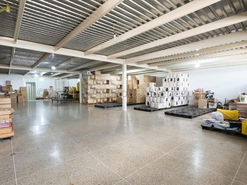 Comercial (Edificio) en Venta en Centro, Lara - 7