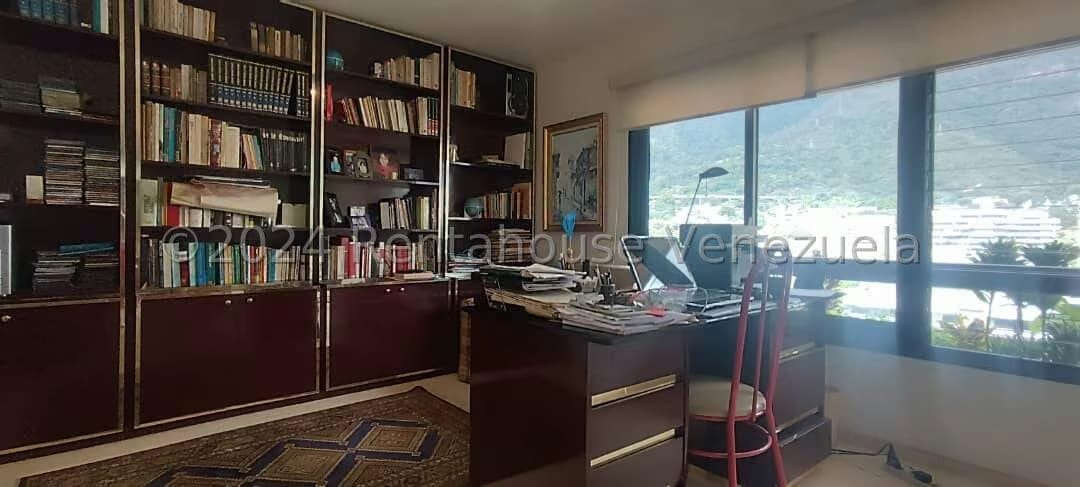 Apartamento (1 Nivel) en Venta en Santa Eduvigis, Distrito Metropolitano - 21