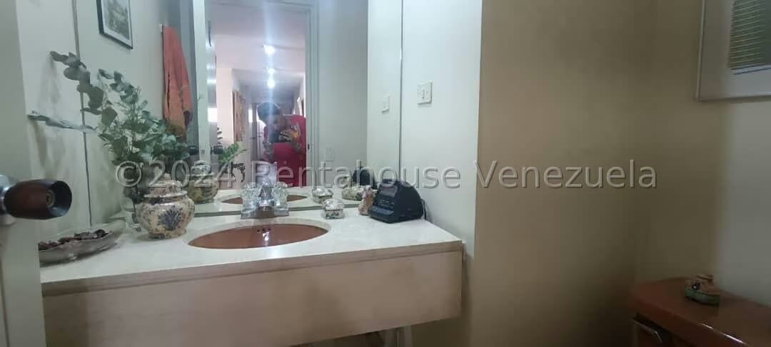 Apartamento (1 Nivel) en Venta en Santa Eduvigis, Distrito Metropolitano - 22