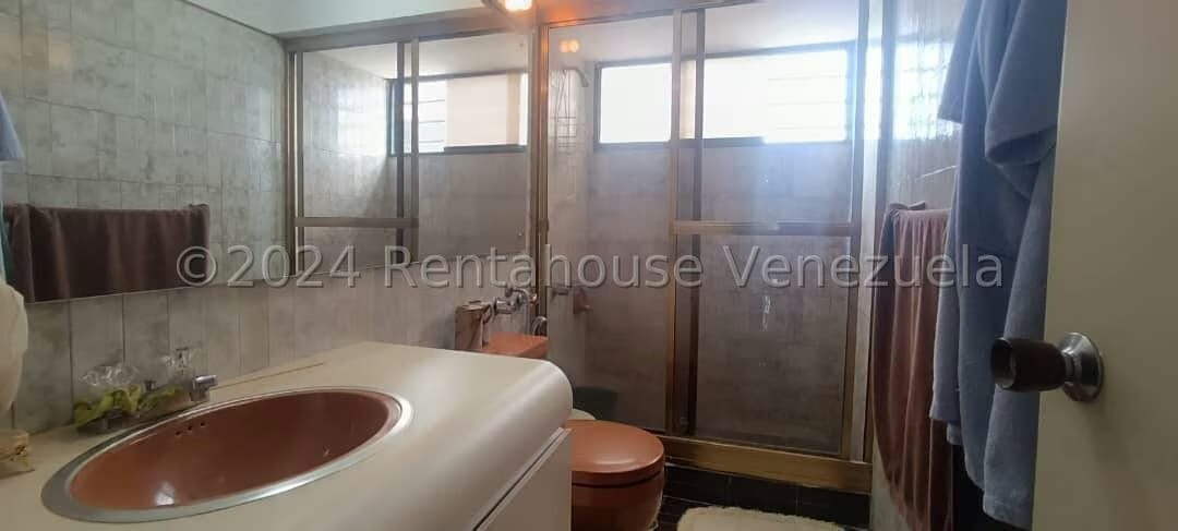Apartamento (1 Nivel) en Venta en Santa Eduvigis, Distrito Metropolitano - 37