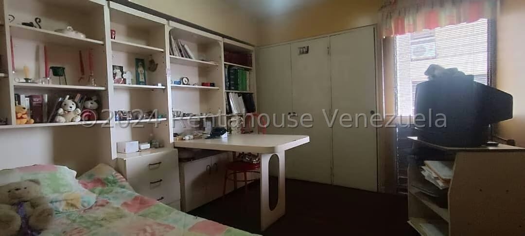 Apartamento (1 Nivel) en Venta en Santa Eduvigis, Distrito Metropolitano - 38
