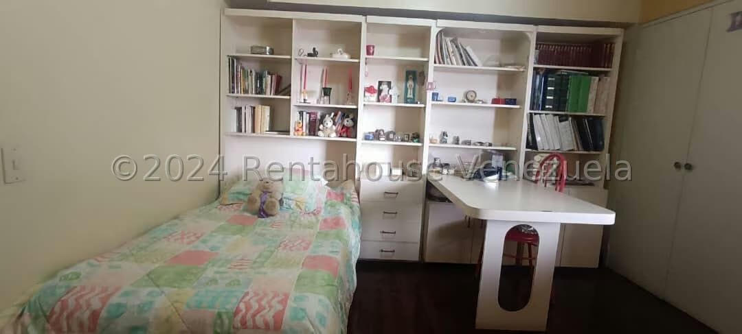 Apartamento (1 Nivel) en Venta en Santa Eduvigis, Distrito Metropolitano - 40