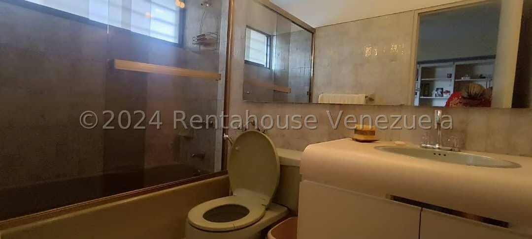 Apartamento (1 Nivel) en Venta en Santa Eduvigis, Distrito Metropolitano - 41