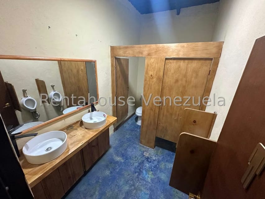 Comercial (Local Comercial) en Alquiler en El Hatillo, Distrito Metropolitano - 14