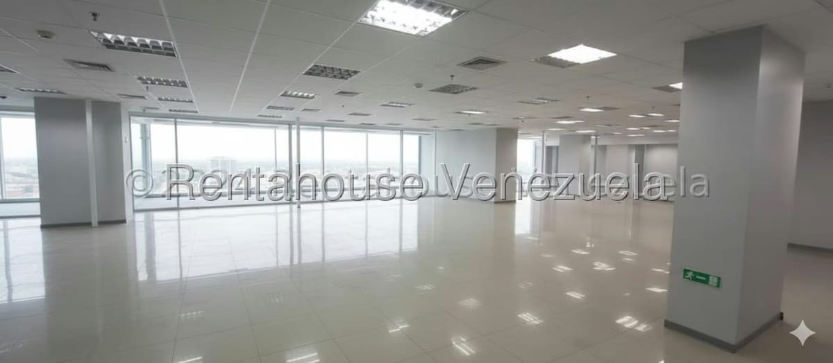 Comercial (Local Comercial) en Venta en Parroquia La Candelaria, Distrito Metropolitano - 4